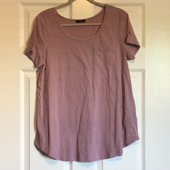 Set of 4 Short Sleeve Shirts - Picture 6 of 13